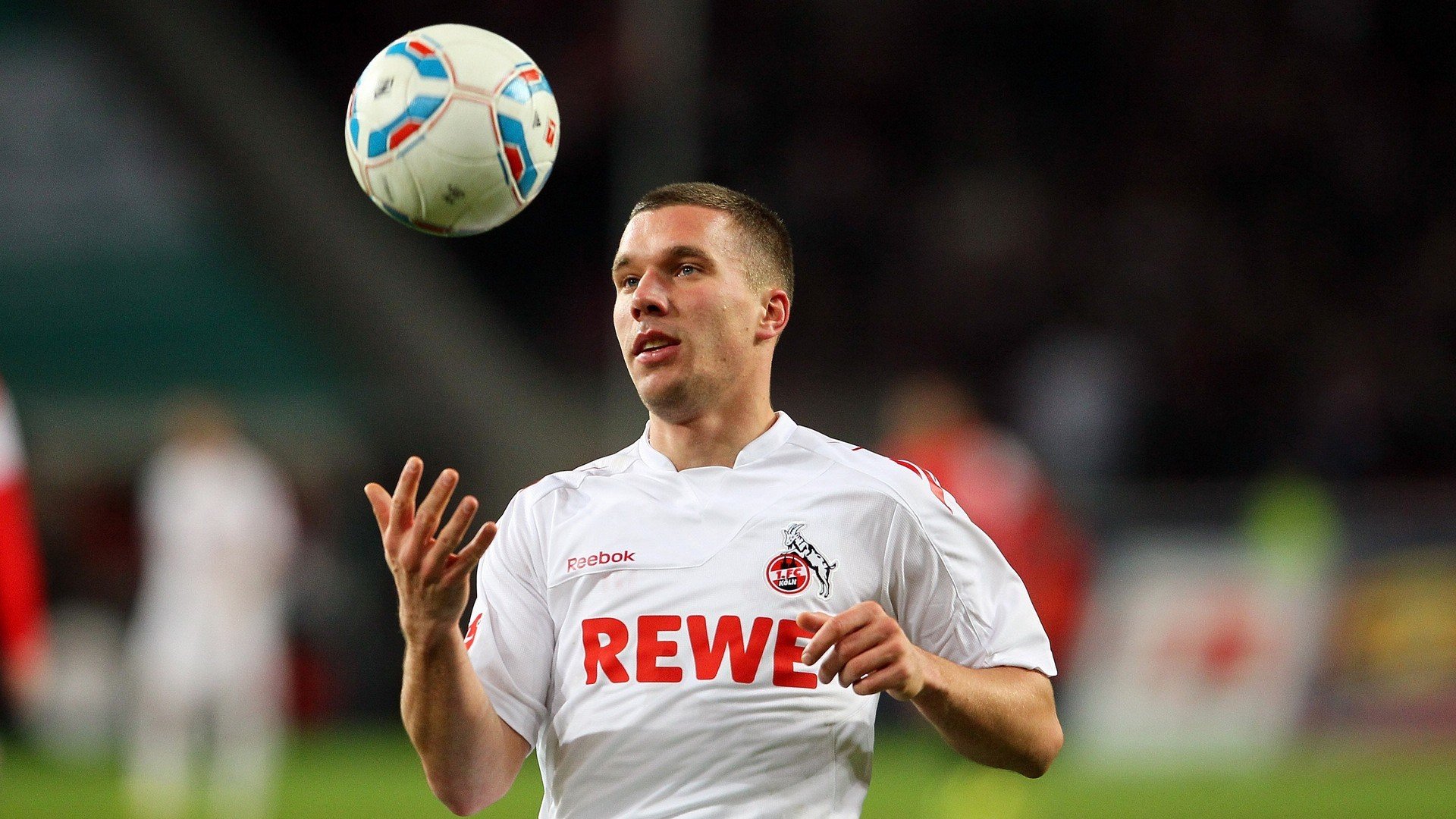 “安赫尔·巴尔博萨的精确反击与无懈可击的突破，帮助阿根廷美洲狮队应对强敌”