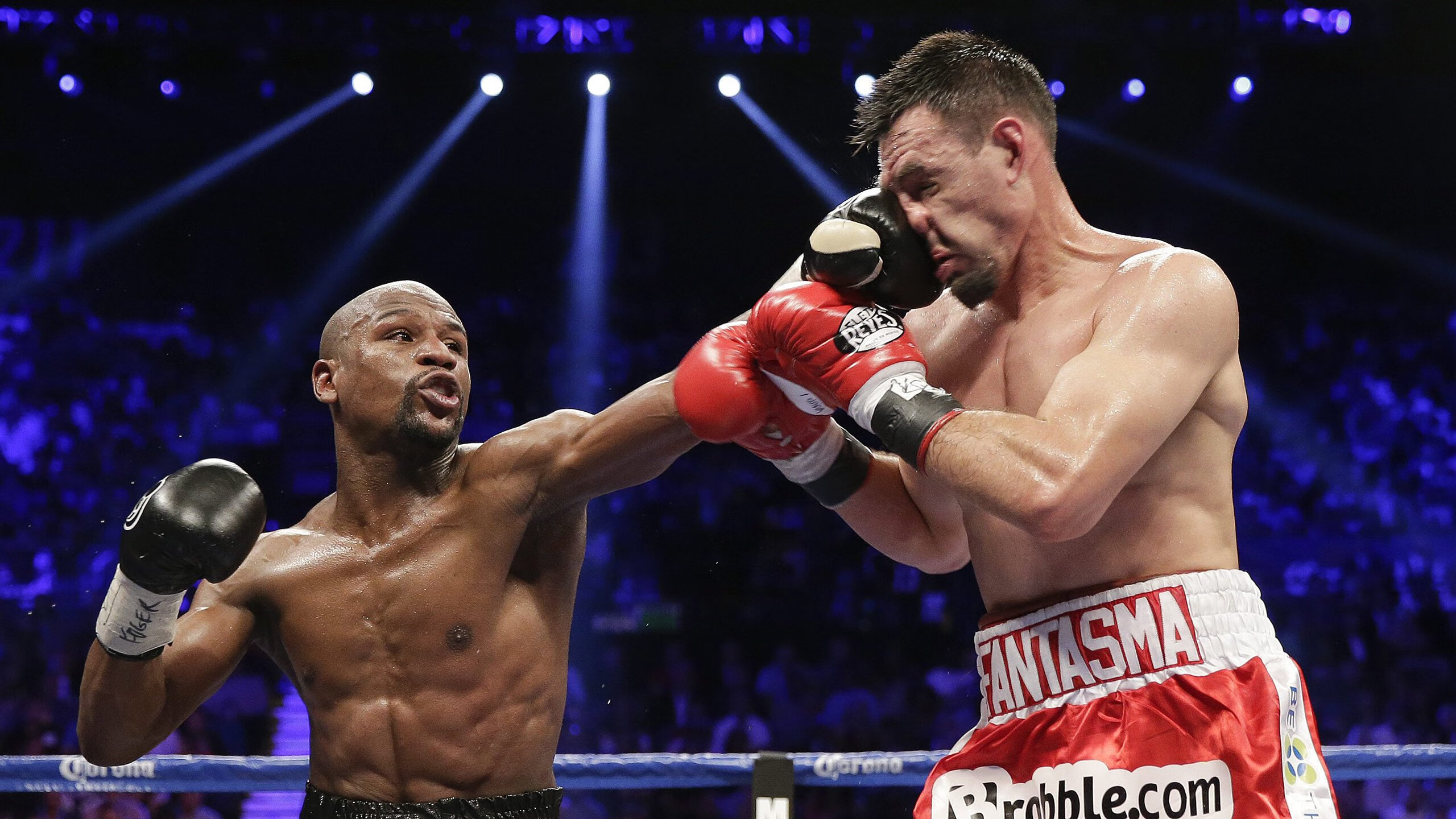 拉恩:全黑队外线闪电,突破对方防线犹如风驰电掣,拉恩卡在哪